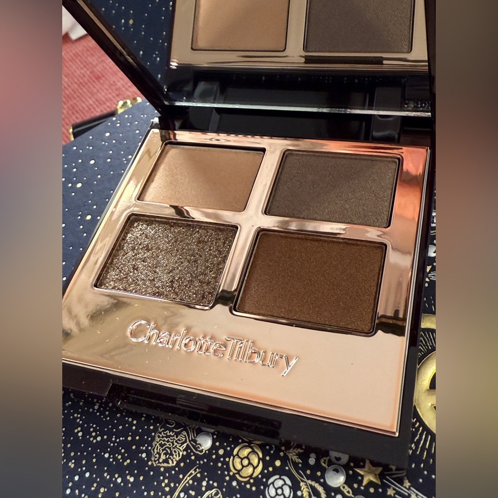 Charlotte Tilbury Eyeshadow Palette - Cream, Gold, Brown